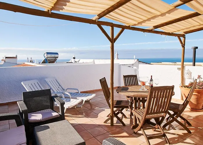 Kornelius Carvoeiro (Lagoa)