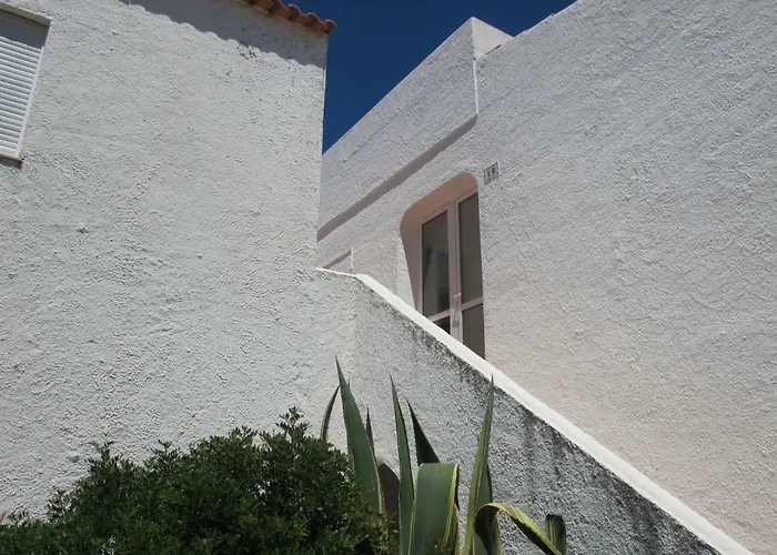 Kornelius Apartment